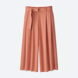 Uniqlo Flowy Pants